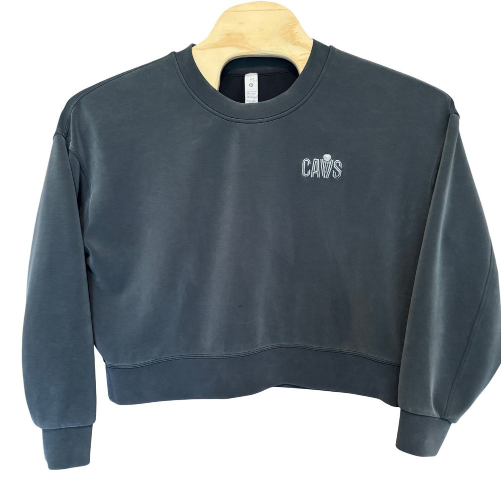 Lululemon x Cavs NBA Softstreme Perfectly Oversized Cropped Crew 10 Cleveland